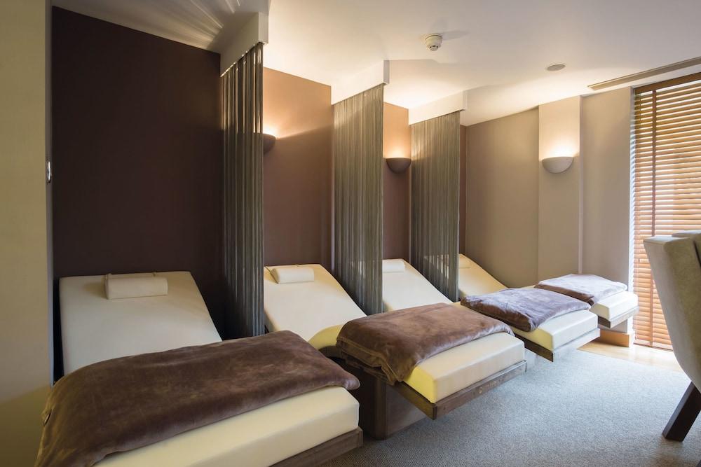 Thorpe Park Hotel And Spa 리즈 외부 사진