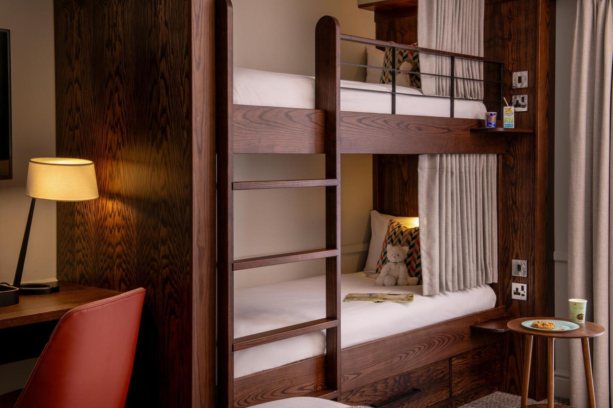 Thorpe Park Hotel And Spa 리즈 외부 사진