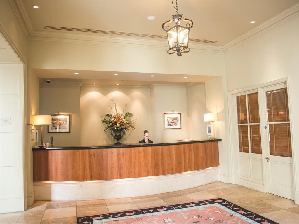 Thorpe Park Hotel And Spa 리즈 외부 사진